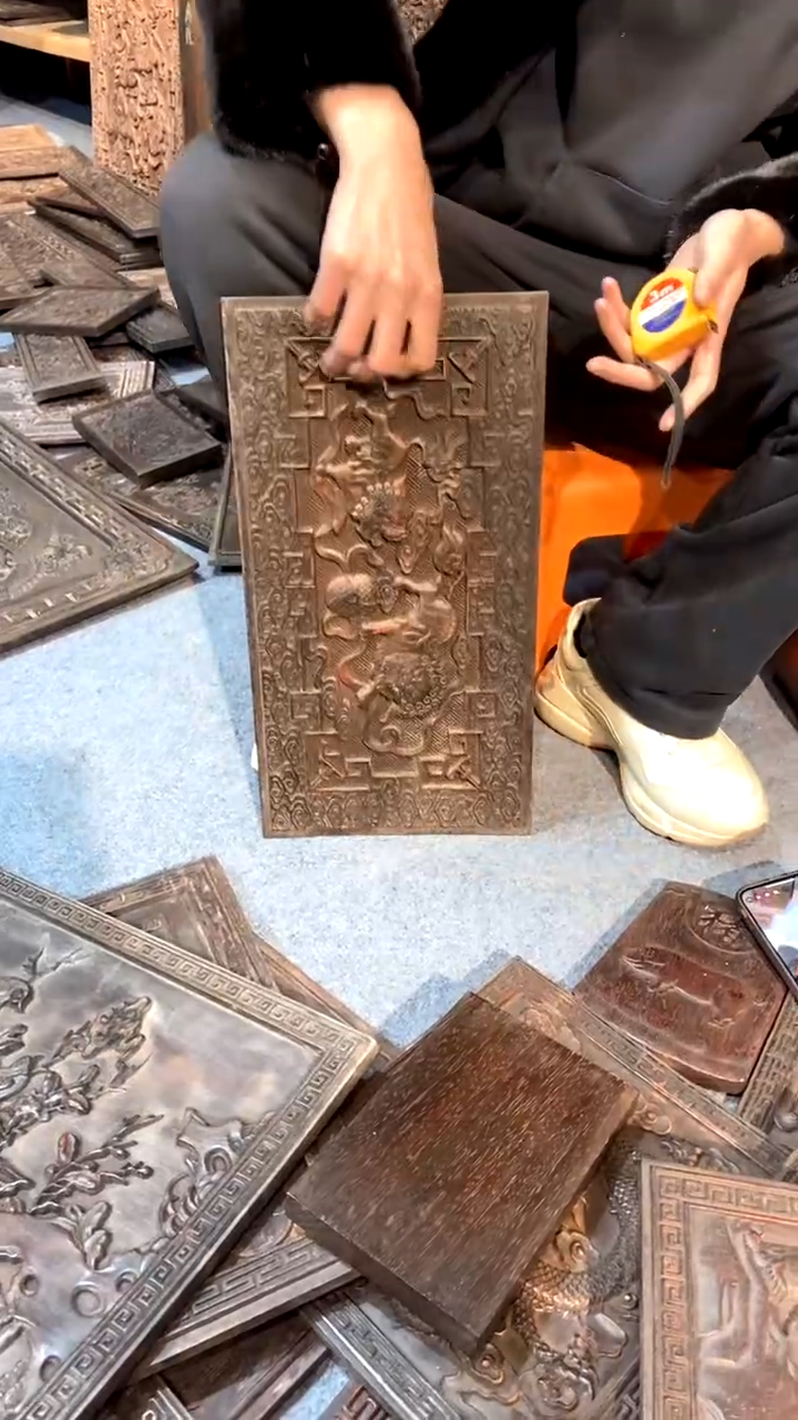 【闪购商品】木紫檀雕刻一物一拍一直播为准