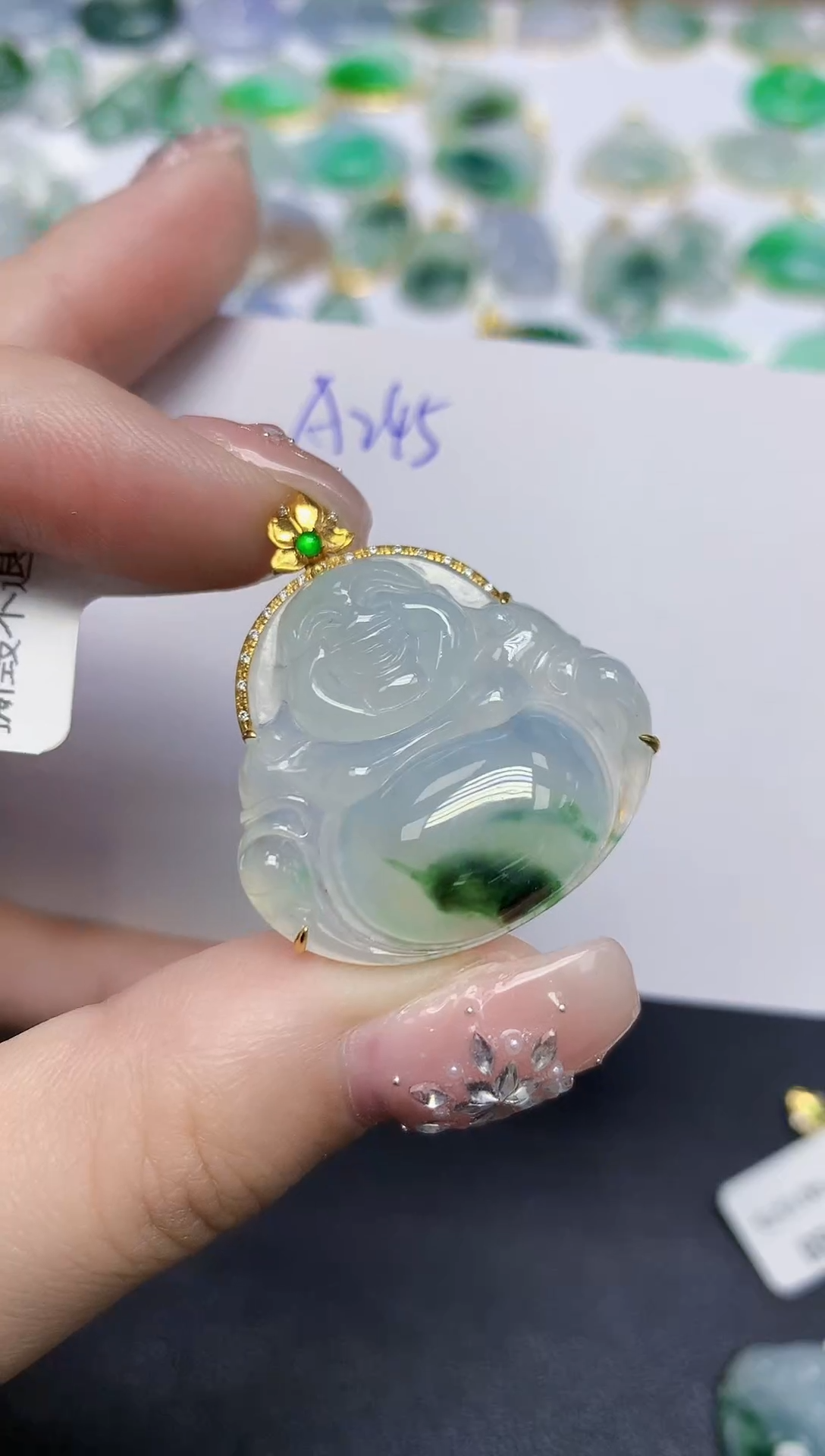 颈饰18K金镶嵌翡翠天然缅甸翡翠A货翡翠百元以上9元证书费自理