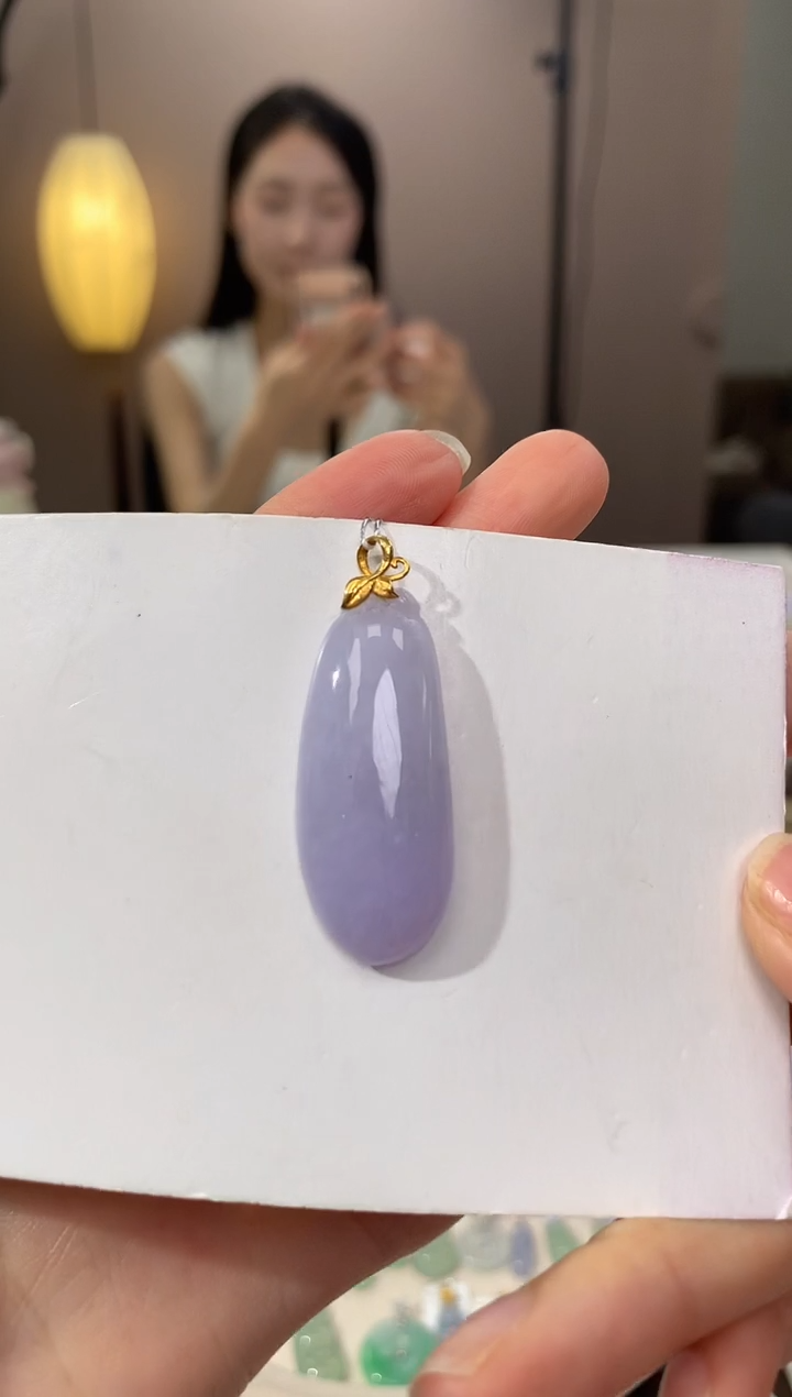 翡翠18K金镶嵌颈饰天然缅甸a货翡翠