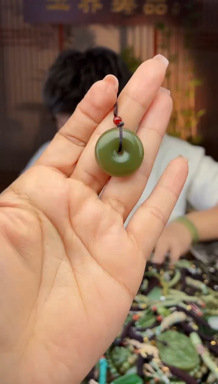 颈饰未镶嵌和田玉多样性发货拍一发一