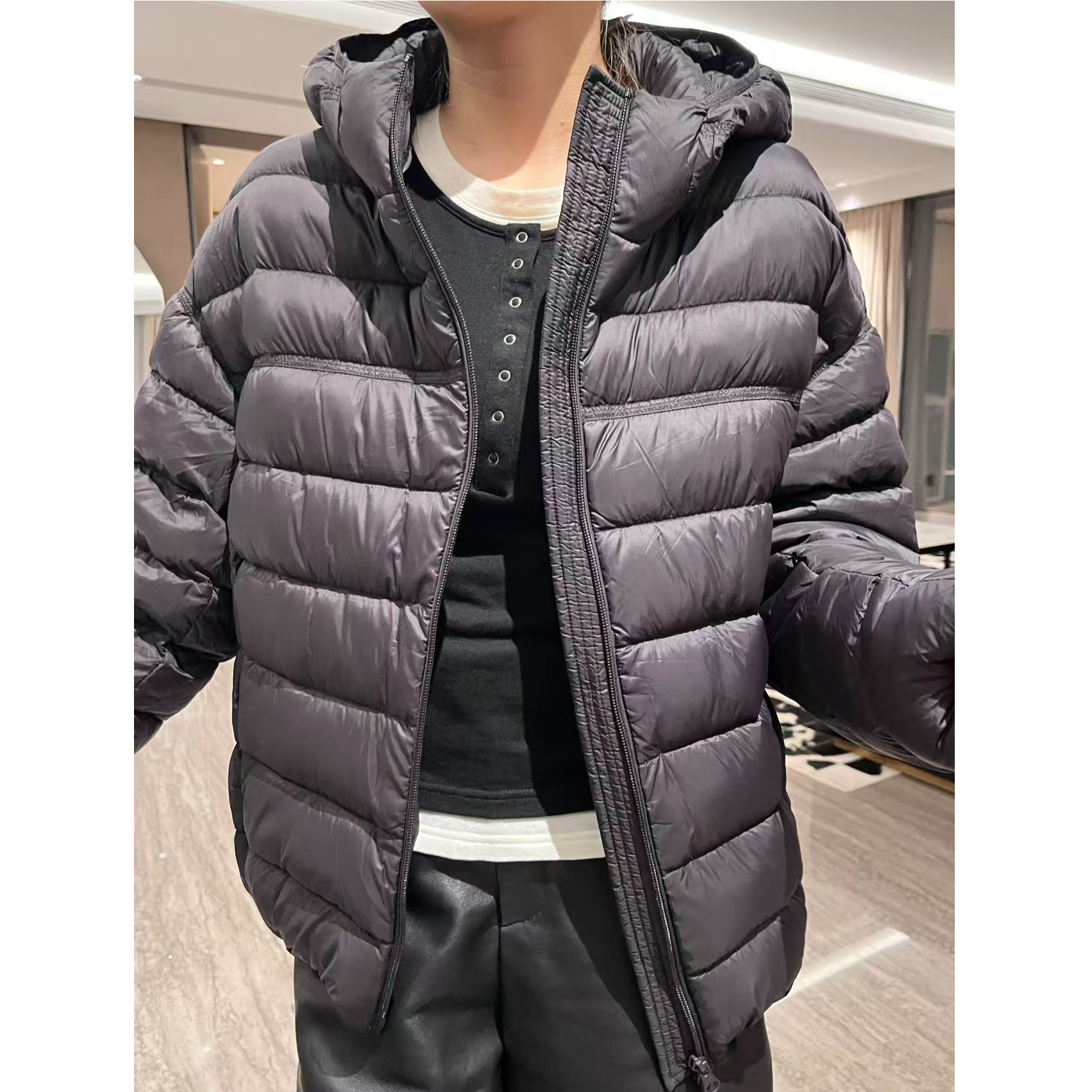 H萱萱羽绒外套连帽