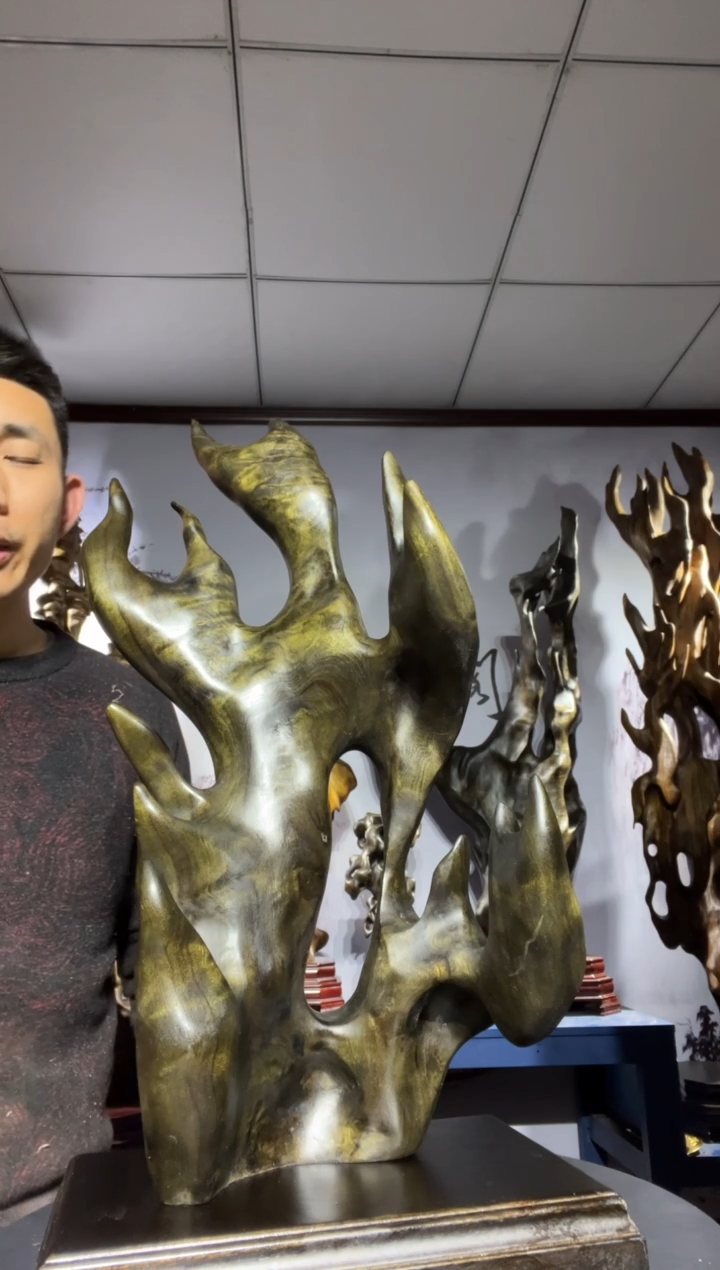 金丝楠木雕款鸿**期金丝楠木工艺品摆件