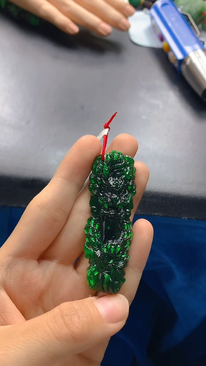 颈饰未镶嵌翡翠M****式天然缅甸a货翡翠