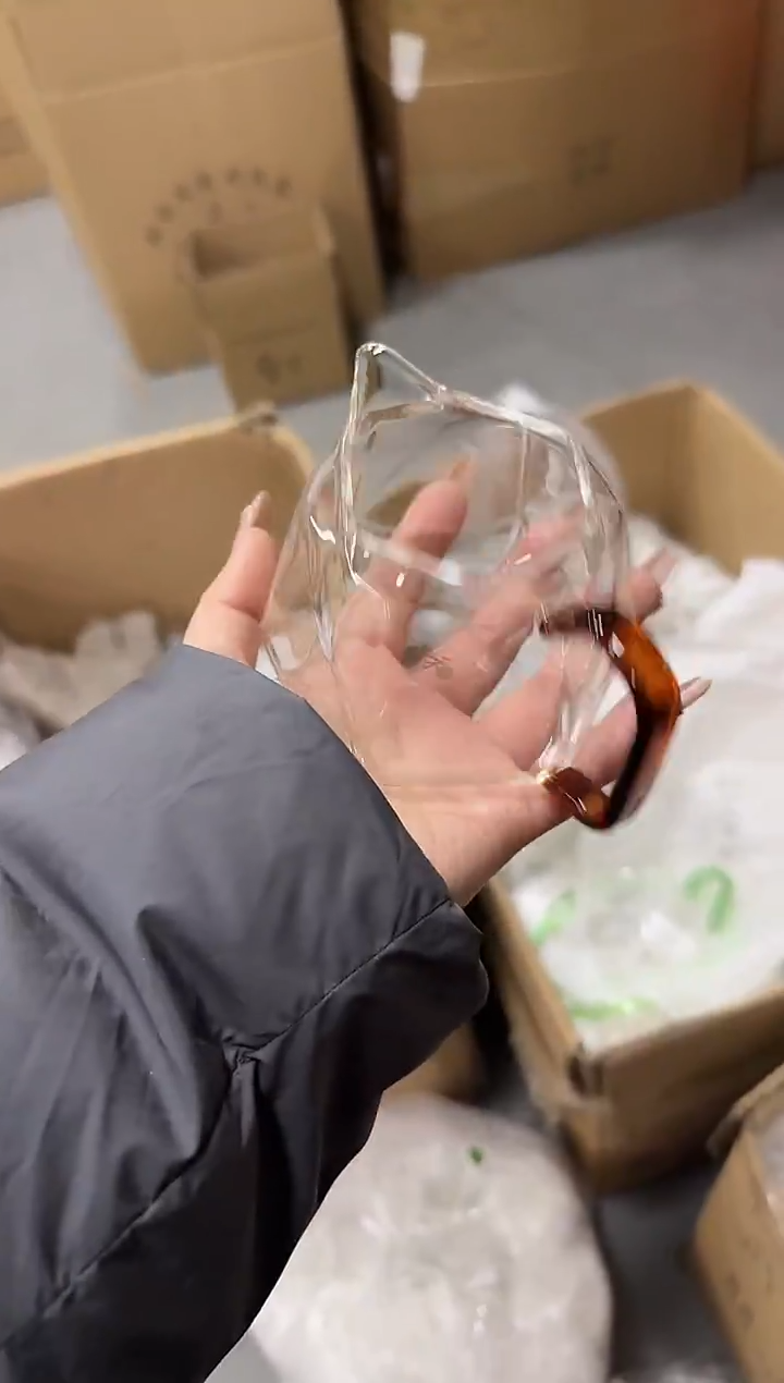 琥珀璀璨公道杯  