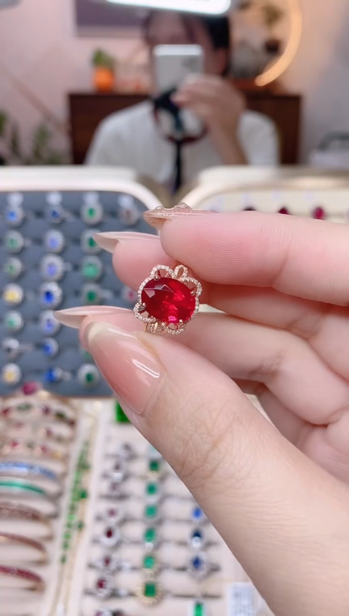 18K金戒指18K金镶嵌碧玺1