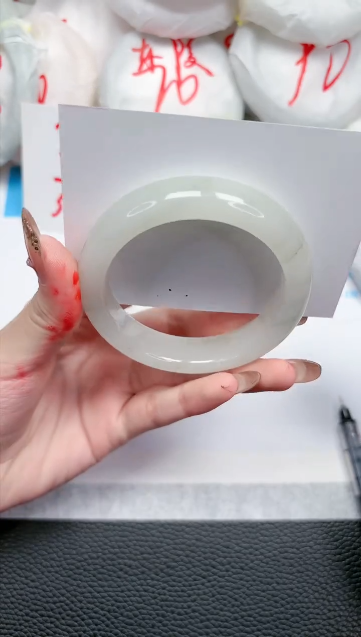 【闪购商品】石英质玉手镯未镶嵌491-54.4