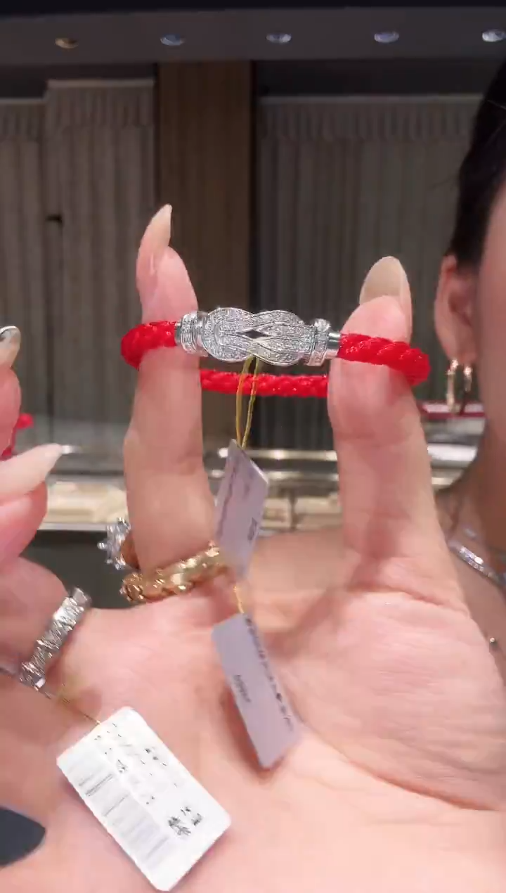 18K金镶嵌吊坠钻石AT0002-W