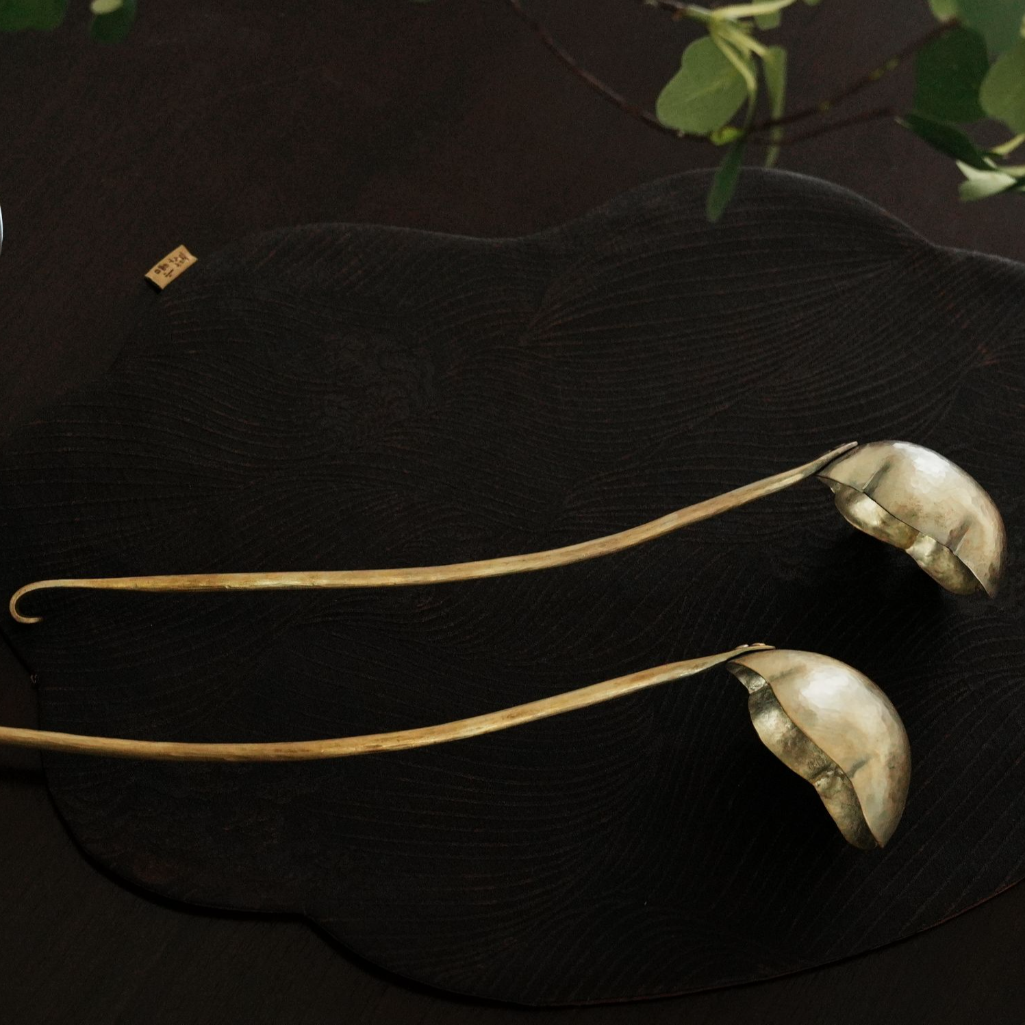 春喜铜【送货上门】T2紫铜手工锤纹着色花瓣铜勺