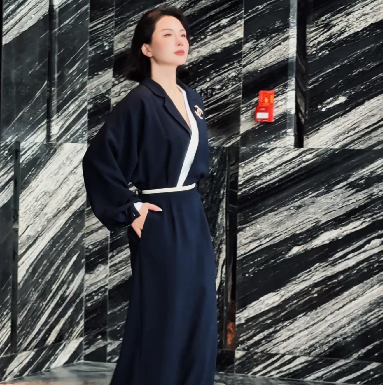 【NNC】藏青色撞色连衣裙   含本色腰带（签收送白色腰带）