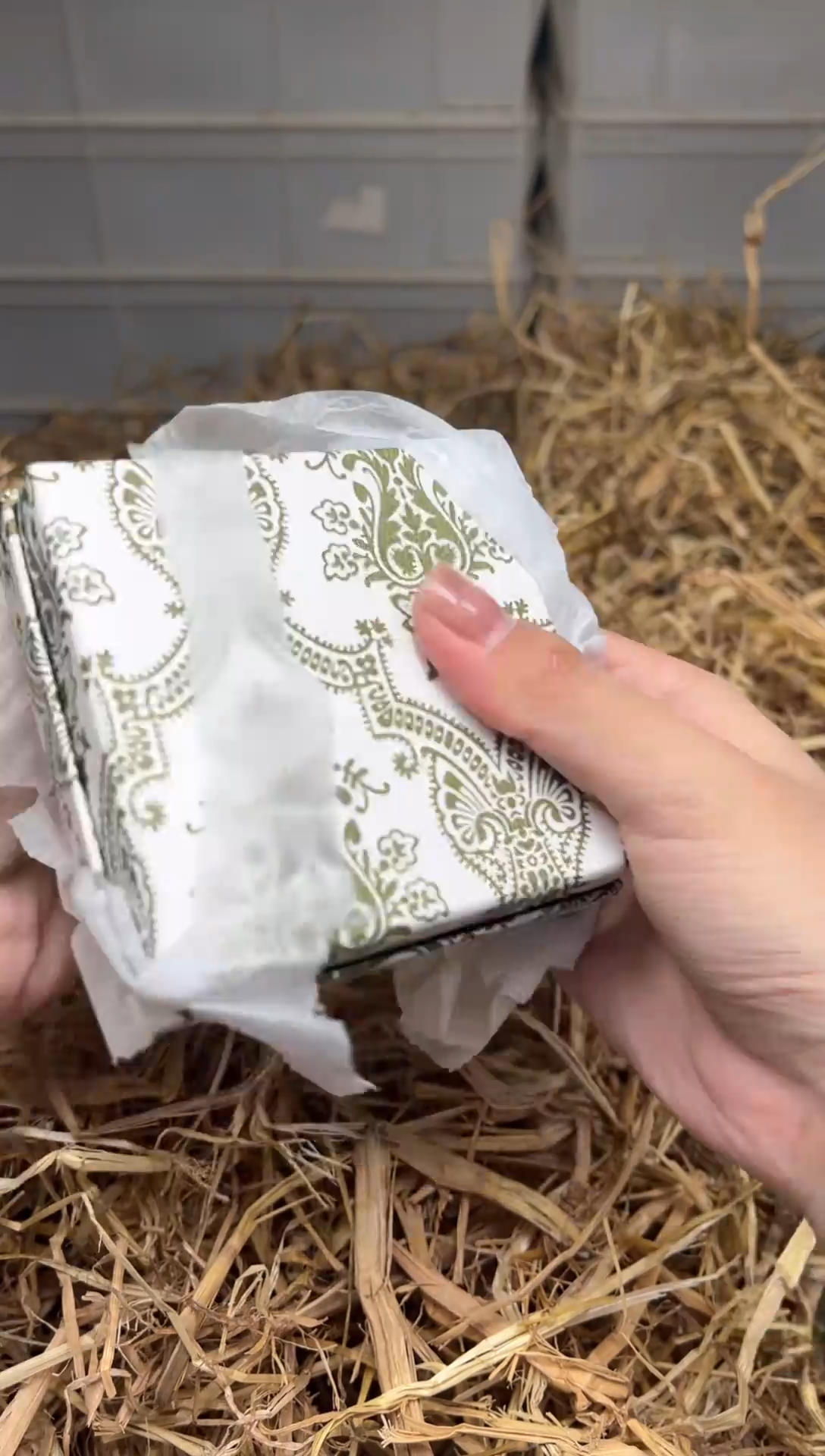 未镶嵌手镯石英质玉D4291