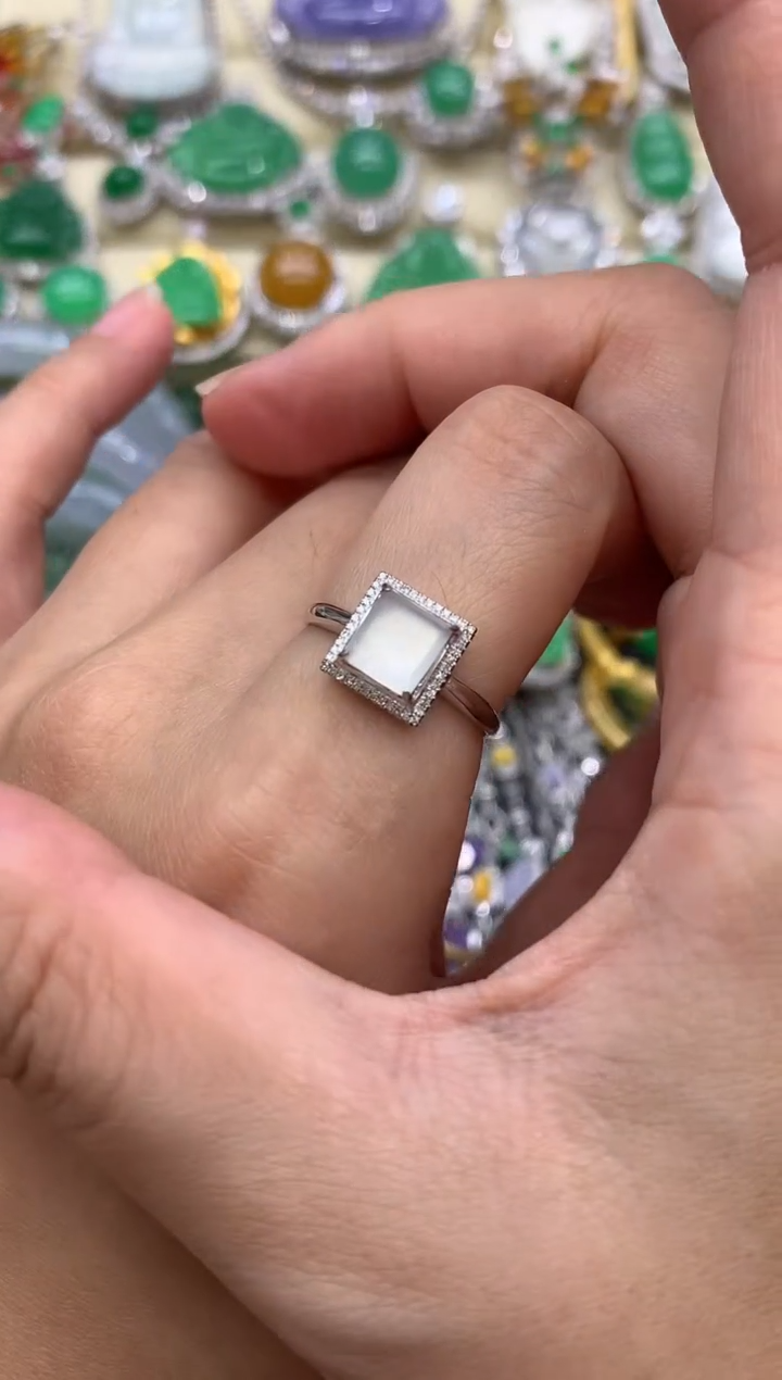 翡翠戒指18K金镶嵌511-中国好珍宝