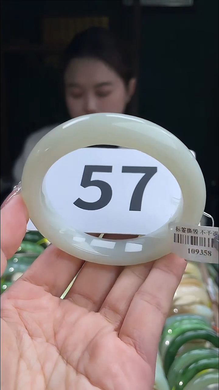 定制和田玉和田玉手镯