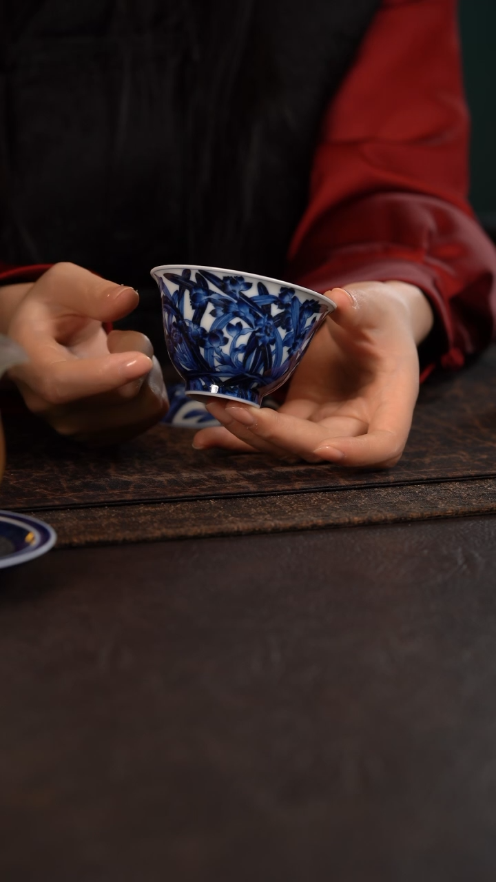 【闪购商品】杯红印名水仙盖碗