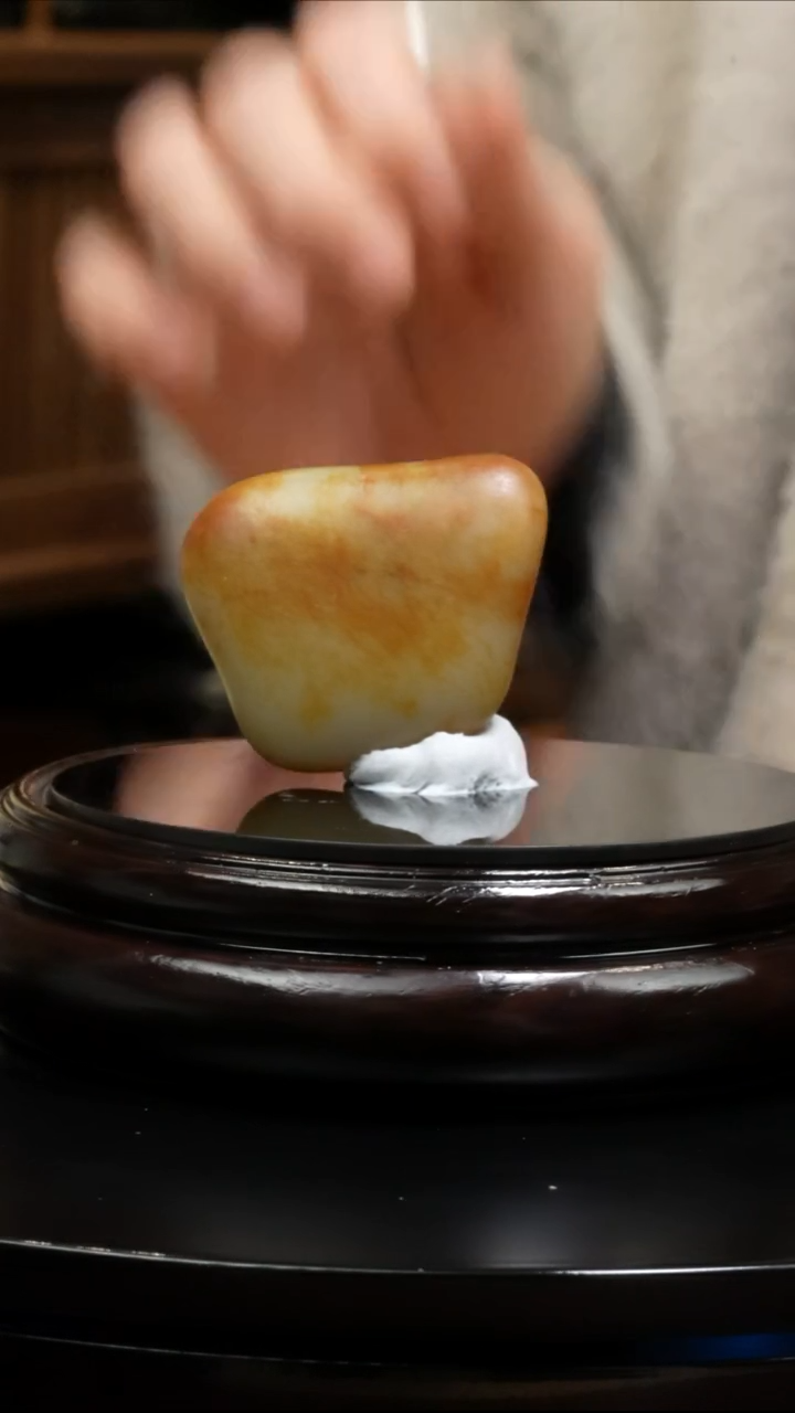 【闪购商品】和田玉吊坠(不含链)未镶嵌30.2克和田玉原石