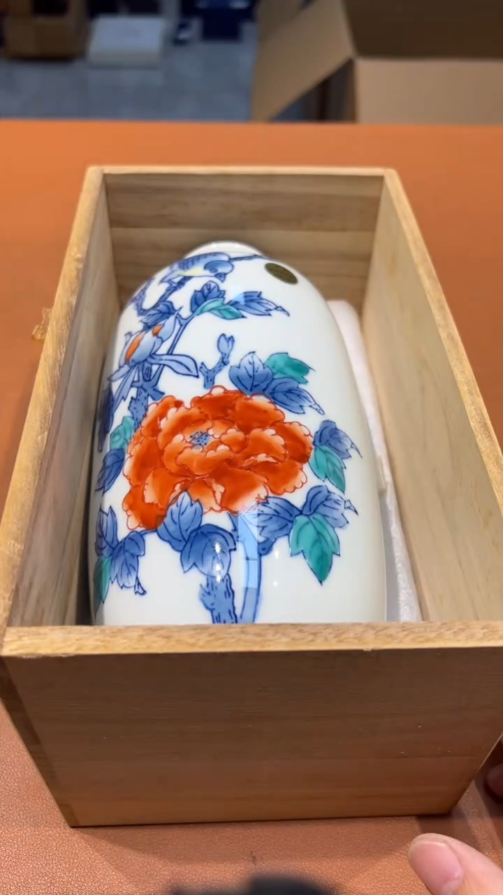 摆件大*阿达西日瓷摆件571