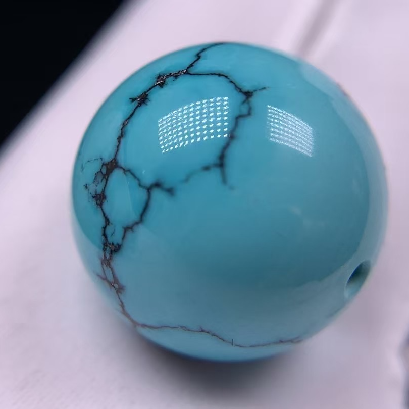原矿高瓷蓝高品质绿松石水草纹圆珠，瓷釉级，无坑无裂，直径19mm
