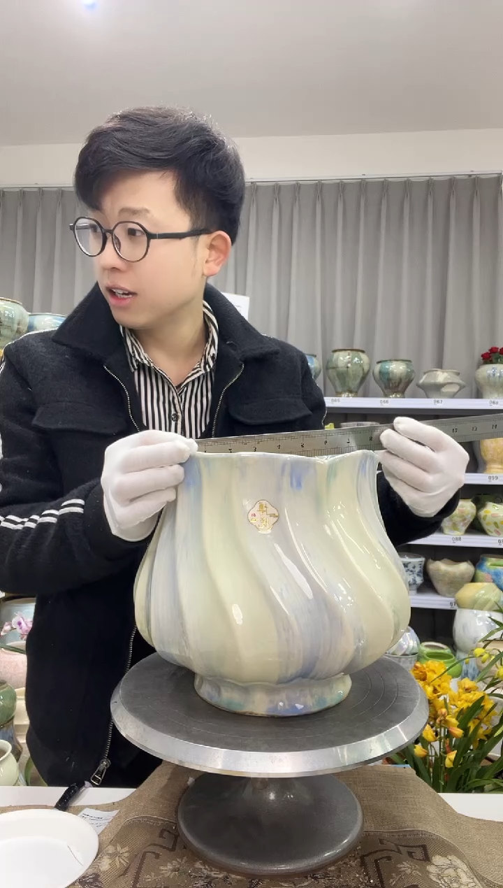 【12.20】 花盆链接 高:    23  口：18