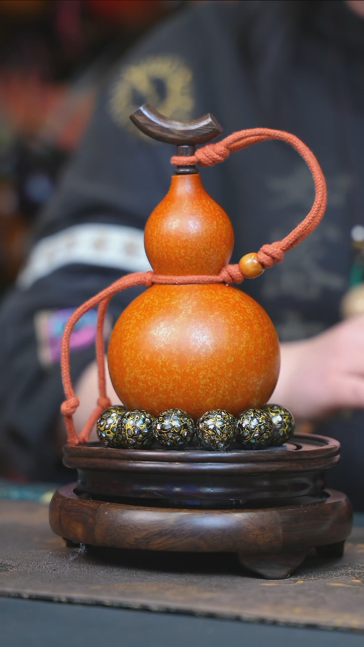 【闪购商品】YH227大漆酒葫芦不包手串及旋转底座