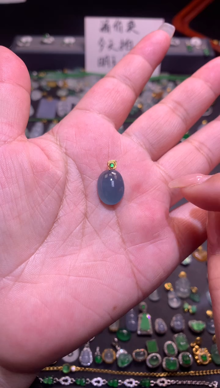 【闪购商品】翡翠吊坠(不含链)18K金镶嵌1