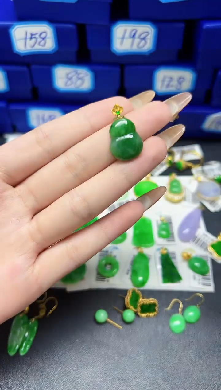 【闪购商品】翡翠颈饰18K金镶嵌Y缅料A货/支持复检/一件