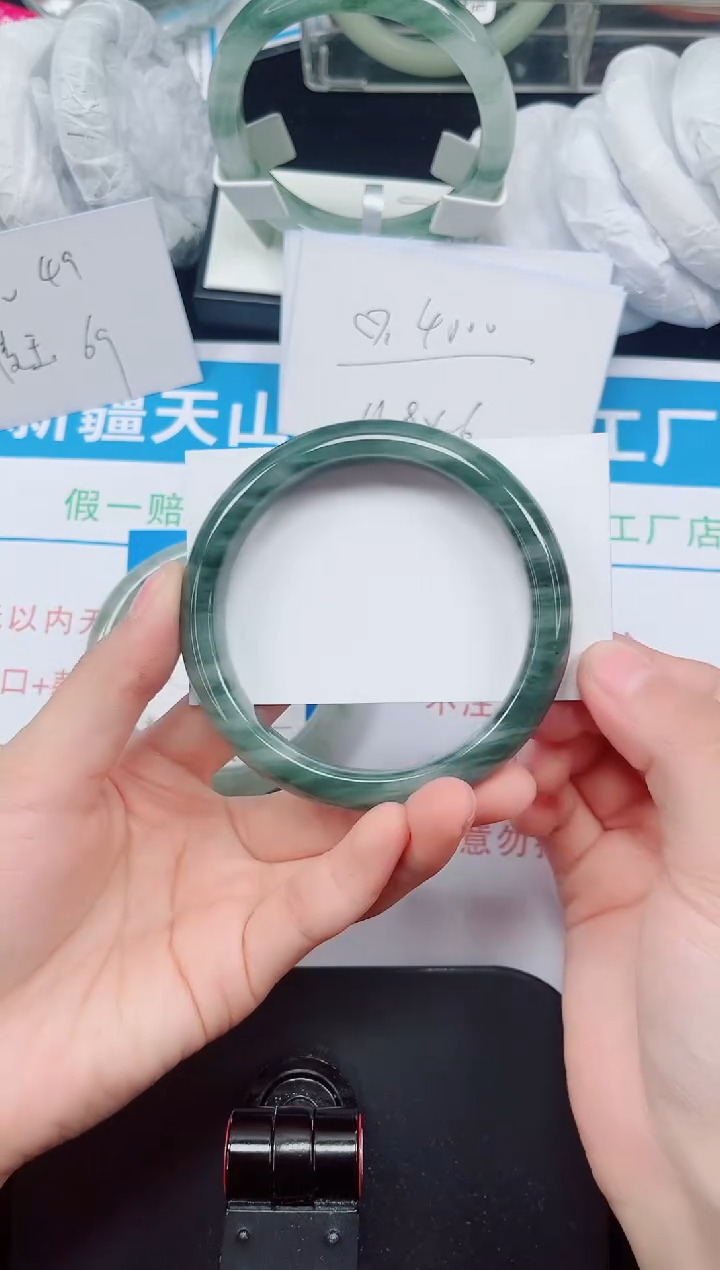 未镶嵌手镯石英质玉43-61/62/63