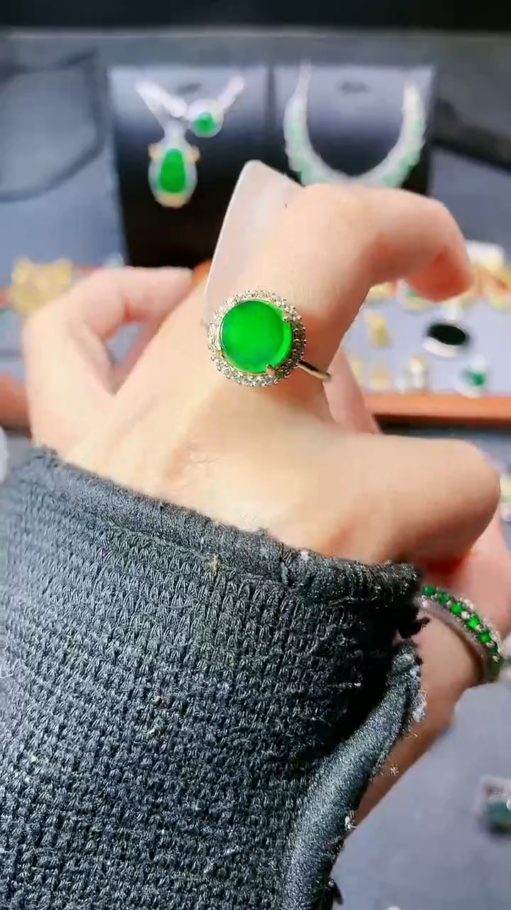【闪购商品】翡翠戒指银S925镶嵌戒指