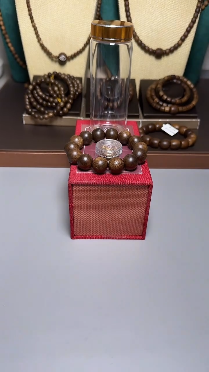 沉香芽庄黑奇1.6圆珠