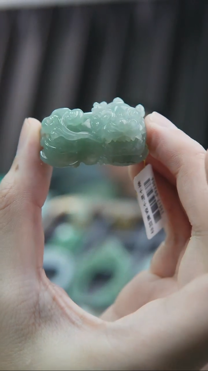 颈饰未镶嵌翡翠挂件H0001（多件发其一）