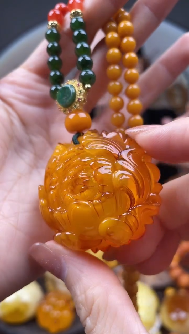 【闪购商品】琥珀裸石未镶嵌首饰 假1赔4 （多样性发货1件（微瑕