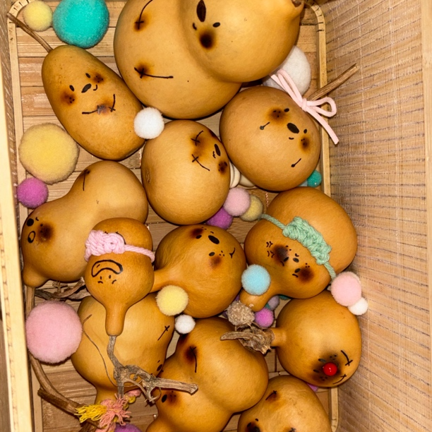 直播选品纯手工烙画葫芦，默认微瑕，运输不可控不保龙头（直播专用）