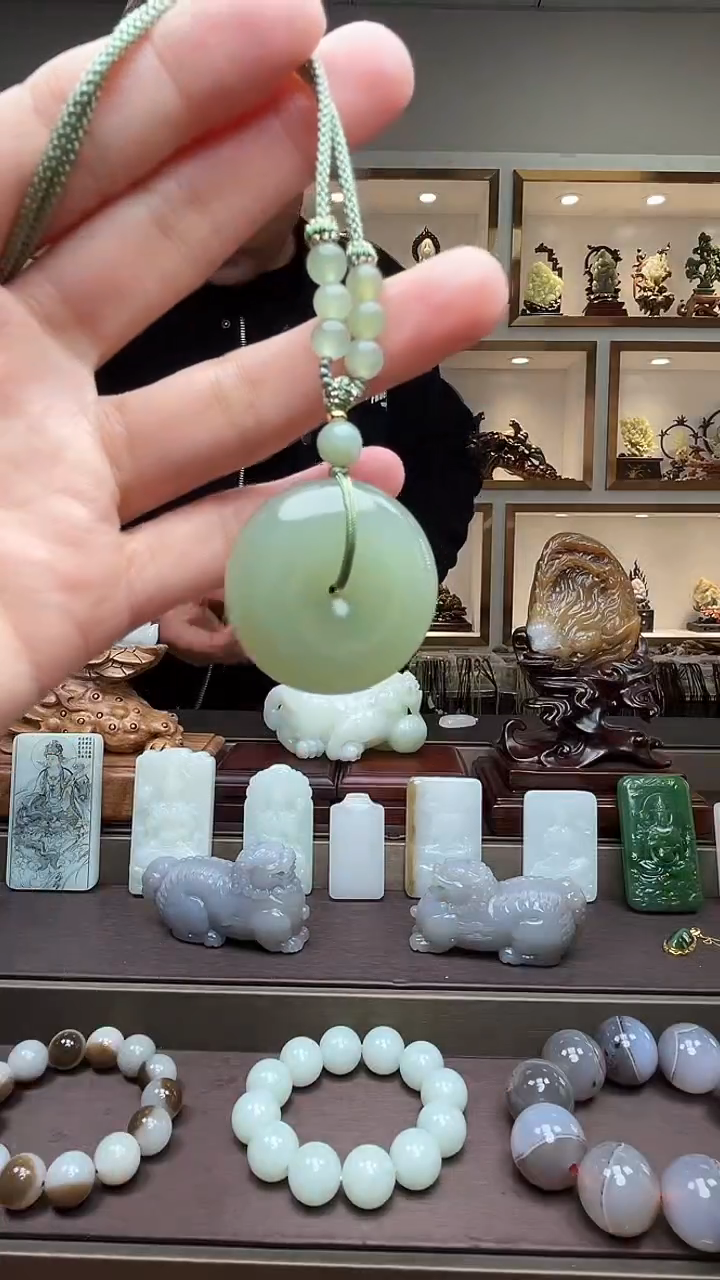 【闪购商品】和田玉挂件未镶嵌苏