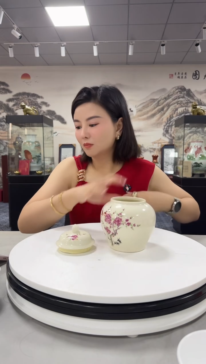 陶瓷盖子款黄稀土花鸟茶叶罐+底座
