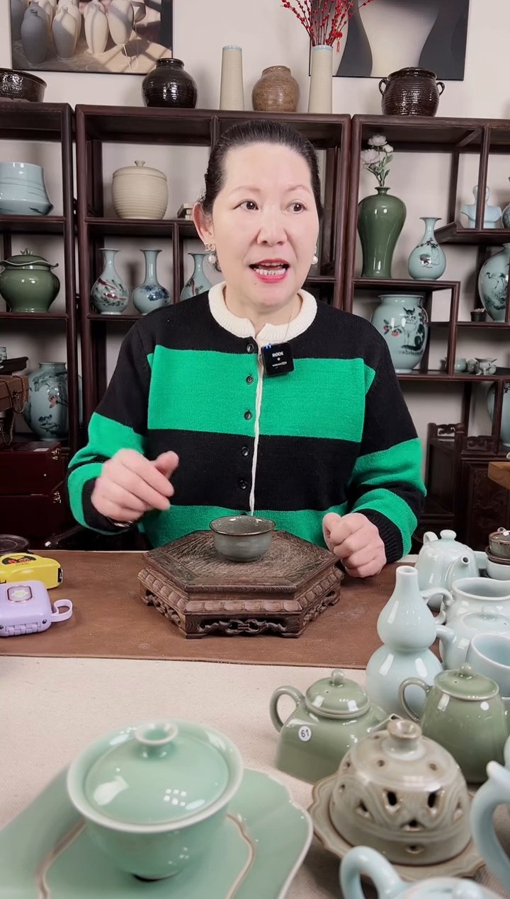 【闪购商品】杯哥窑 铁胎 撇口杯