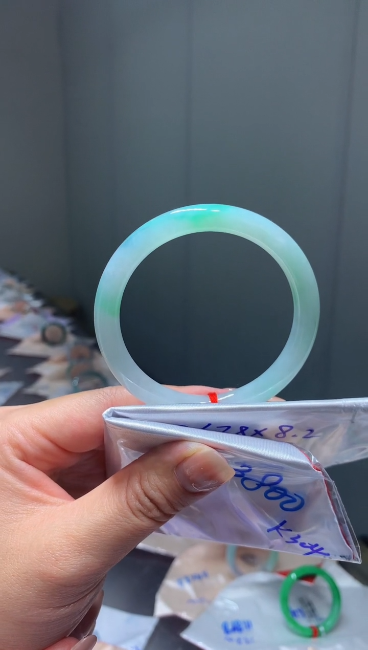 翡翠手镯未镶嵌翡翠手镯K304圈口55.8