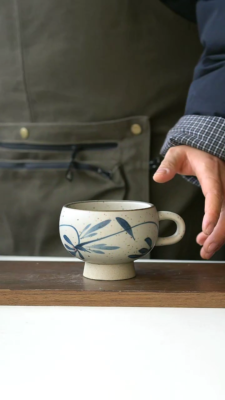 【闪购商品】陶瓷手绘常春藤高足蛋杯210ml@4-2@