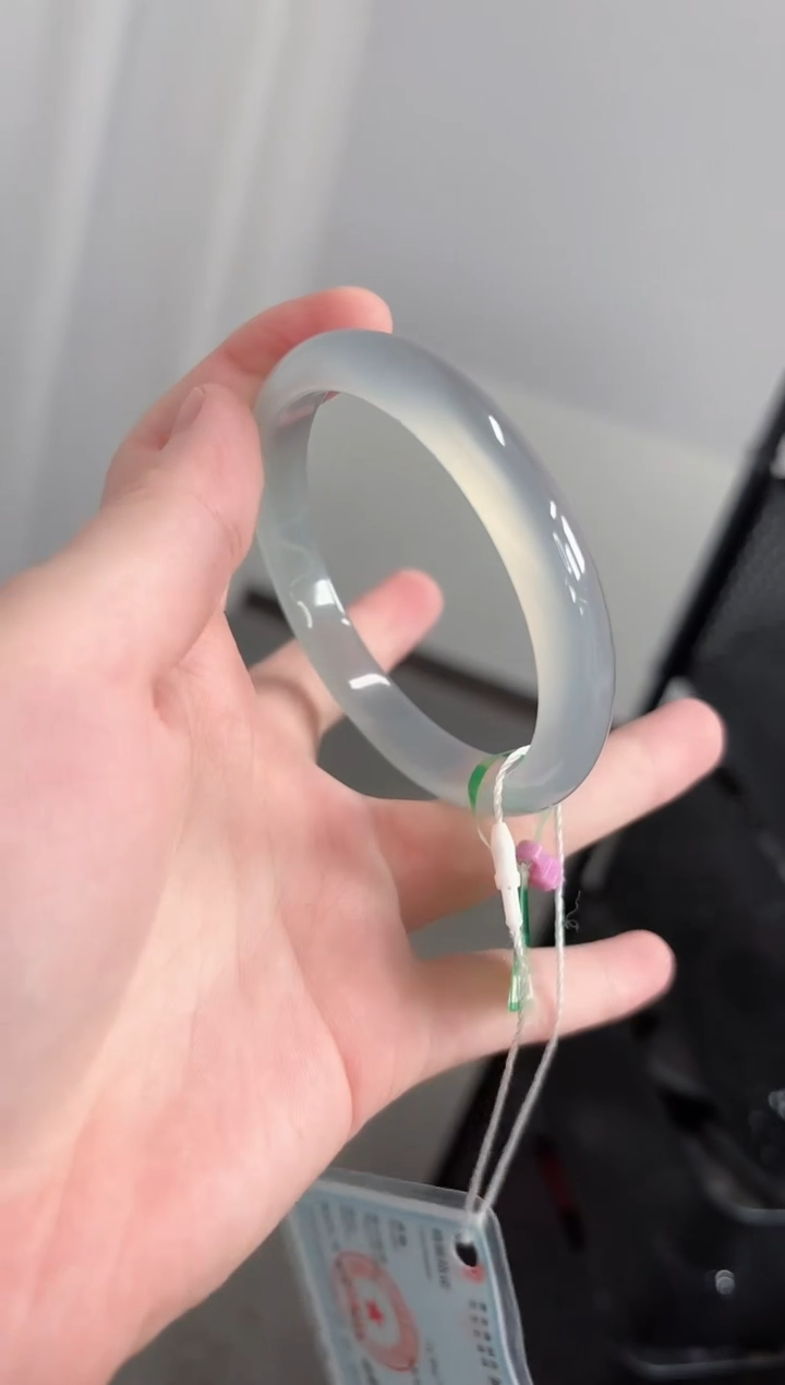 玛瑙/玉髓手镯未镶嵌59圈