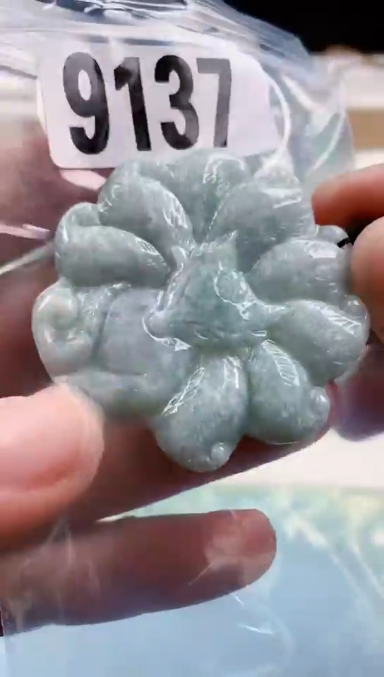 【闪购商品】翡翠挂件未镶嵌天然翡翠吊坠挂件