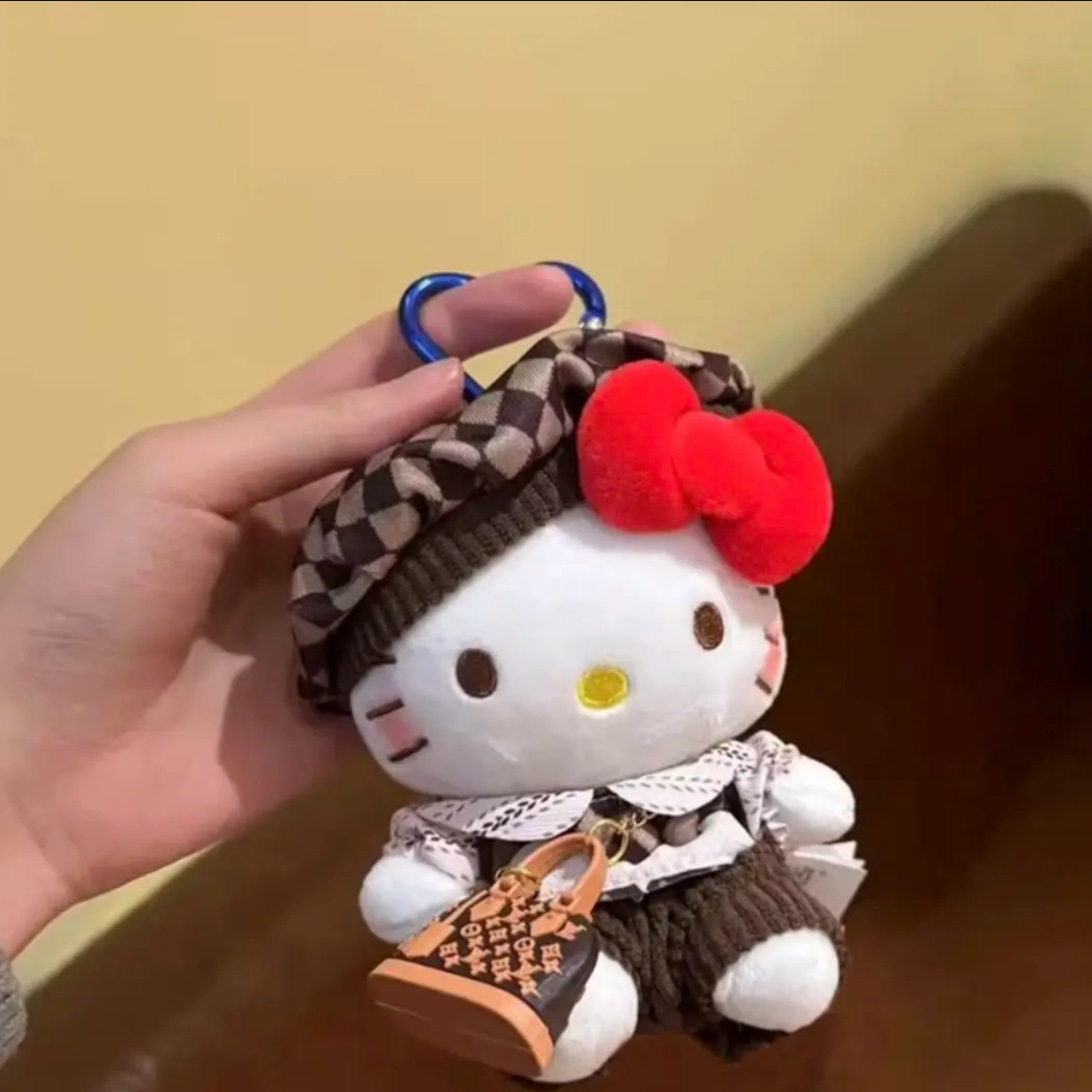 正版【老钱风】HelloKitty可爱女生包包挂件手作钥匙扣礼物玩偶