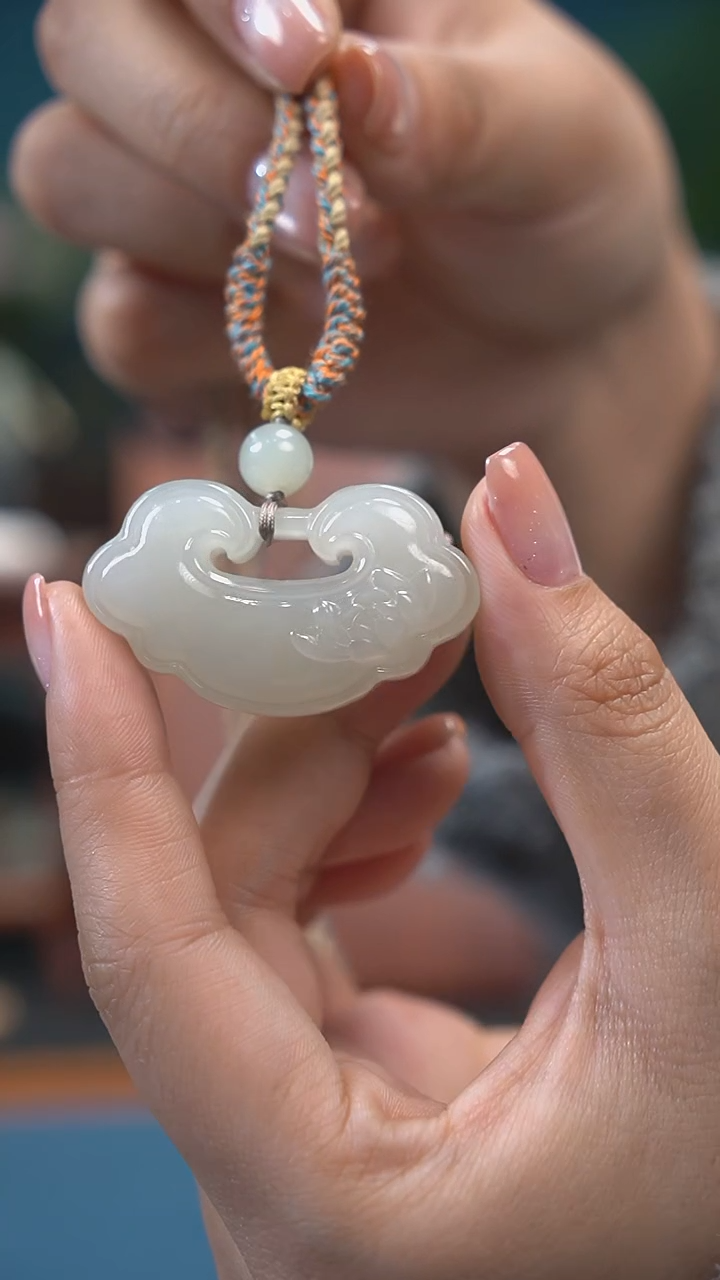 【闪购商品】和田玉吊坠(不含链)未镶嵌如意