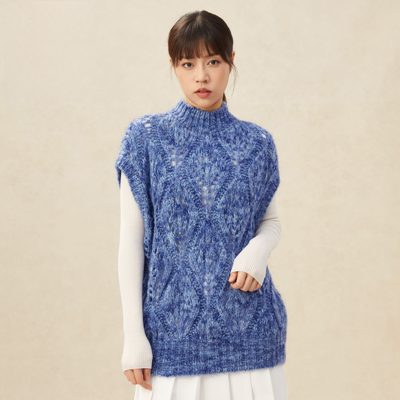 阿玛施AMASS新款女装质感减龄镂空彩色麻花羊毛针织马甲5399583