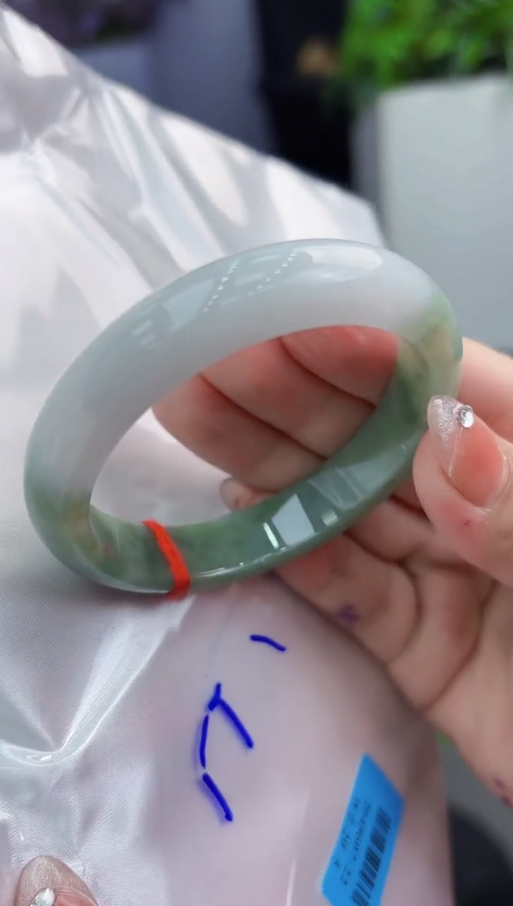 【闪购商品】翡翠手镯未镶嵌翡翠手镯