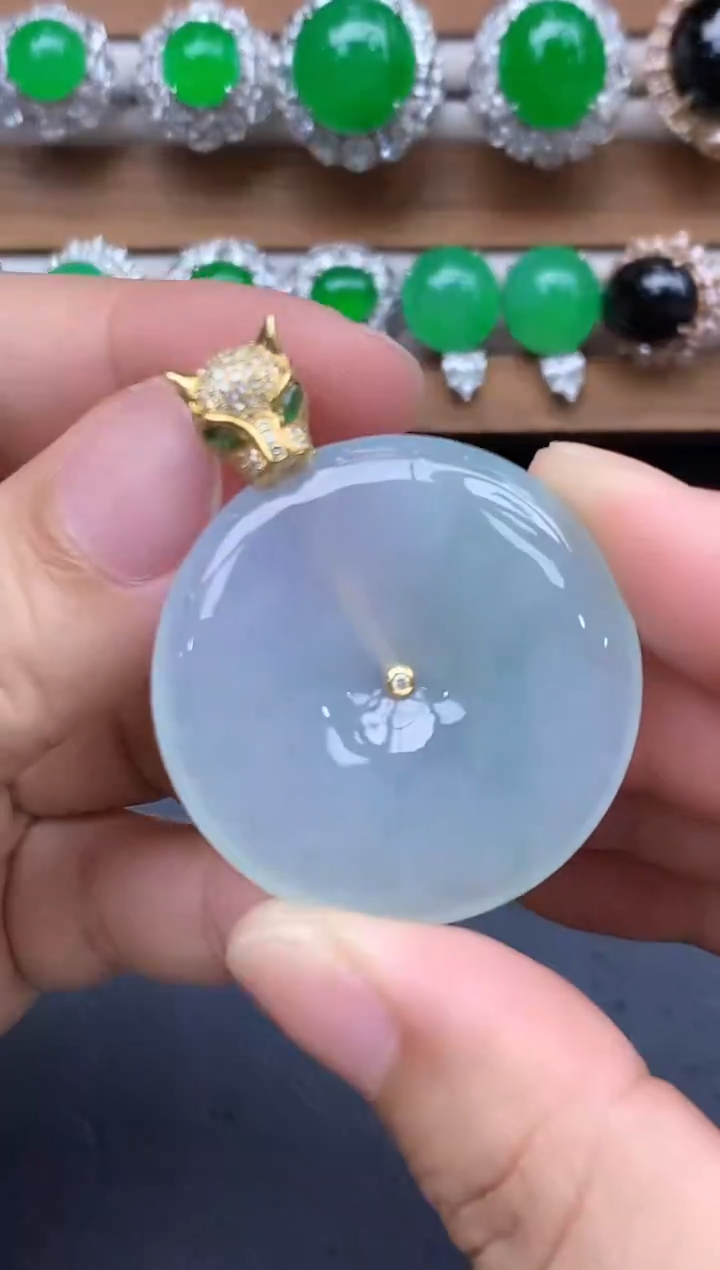 颈饰18K金镶嵌翡翠596-中国好珍宝