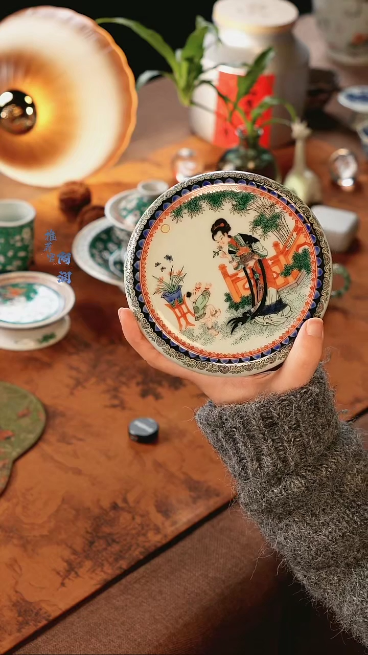 【闪购商品】古阅和风精工教子图壶承