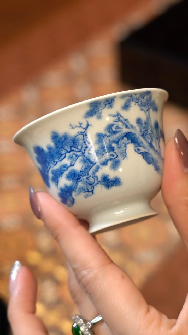 【闪购商品】L元煦青花迎客松小客杯