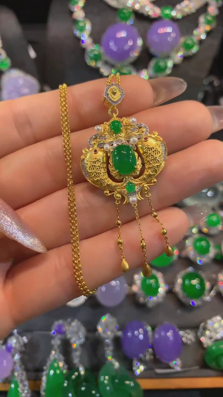 【闪购商品】翡翠吊坠(不含链)18K金镶嵌吊坠