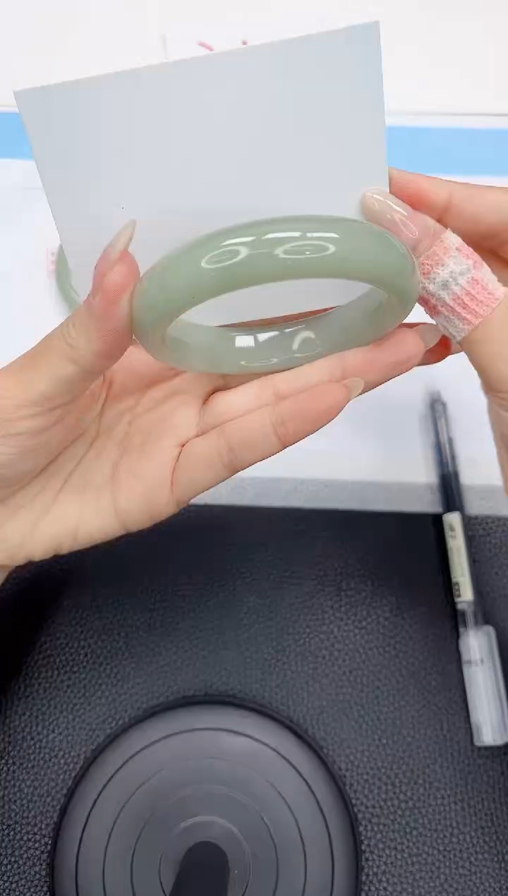 石英质玉手镯未镶嵌282-56.4