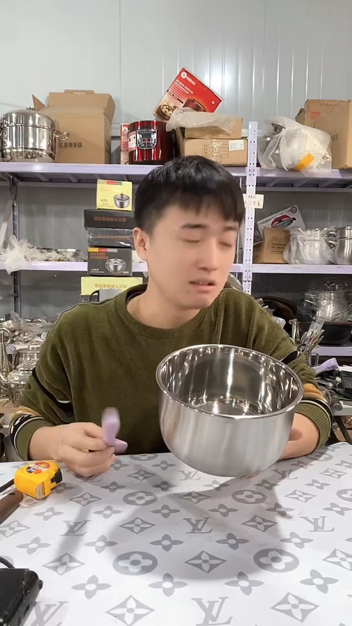 19.5直径加厚锅头瑕疵