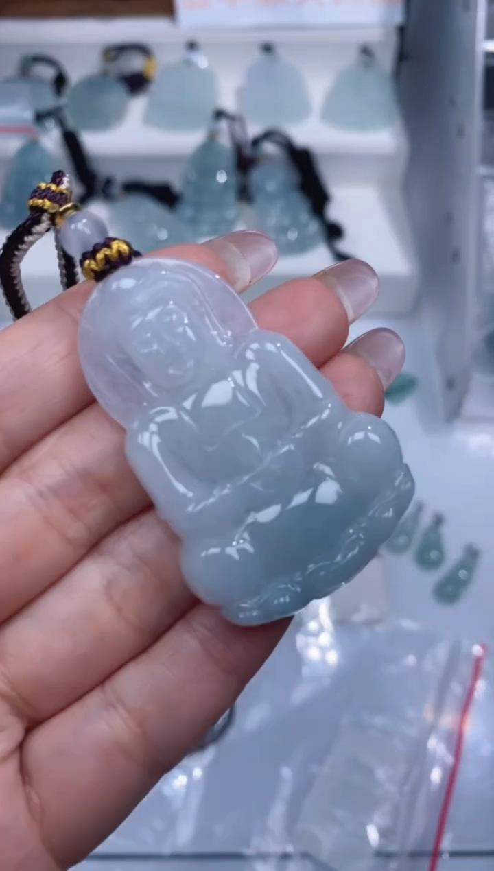 颈饰未镶嵌翡翠吊坠