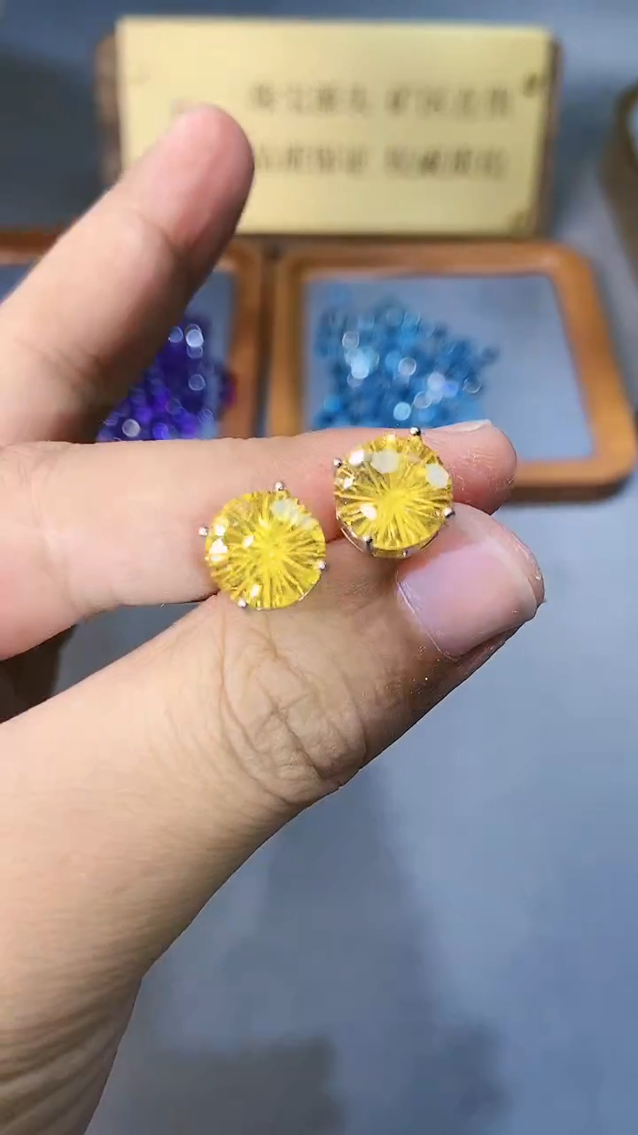 【闪购商品】黄晶耳饰银S925镶嵌35444