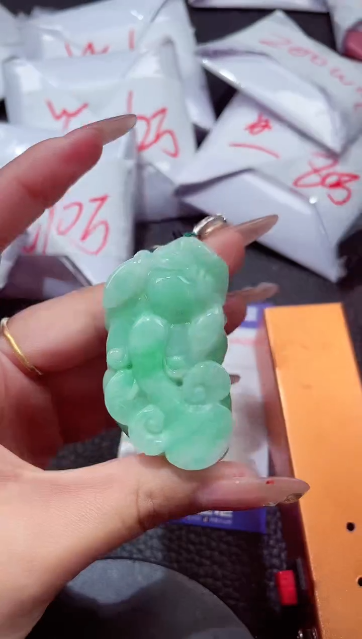 颈饰未镶嵌翡翠790